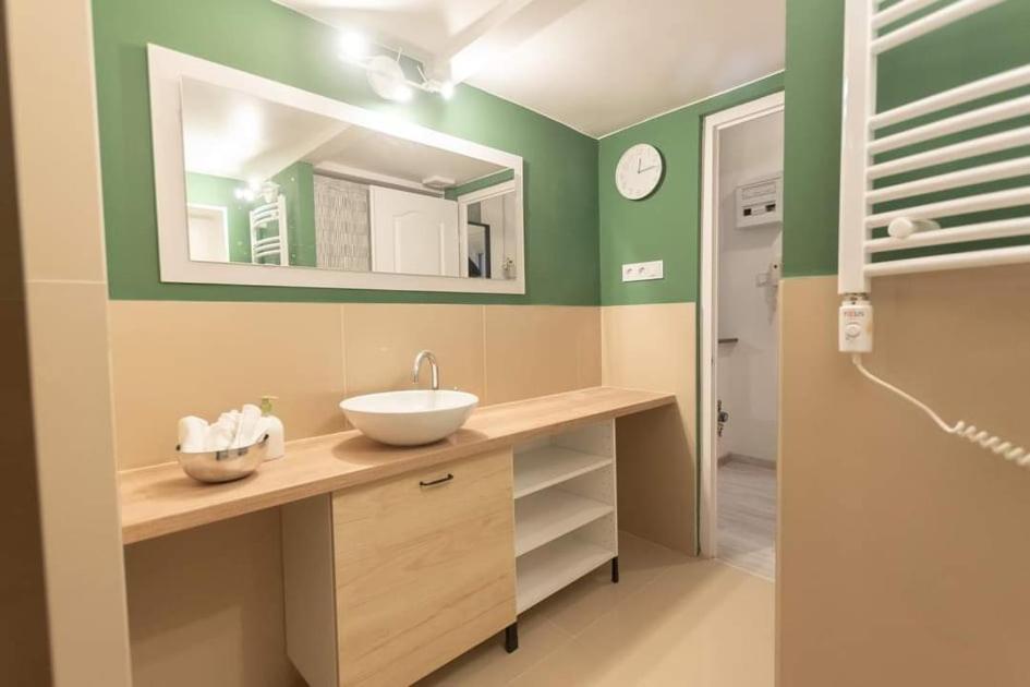 Central Stay Gozsdu Budapest Luaran gambar
